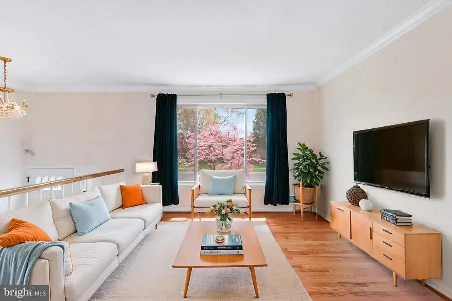 14236 Chadwick Ln, Rockville, MD 20853 - #3