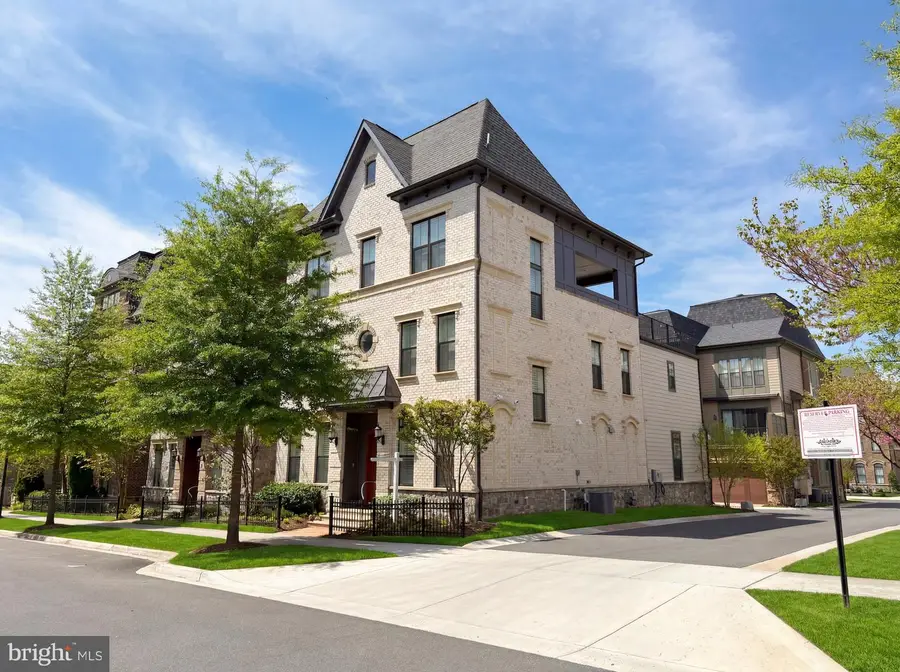 311 Strummer Ln, Gaithersburg, MD 20878 - #2