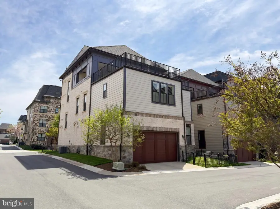 311 Strummer Ln, Gaithersburg, MD 20878 - #3