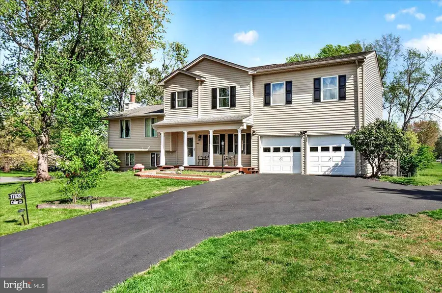 17628 Collier Cir, Poolesville, MD 20837 - #3