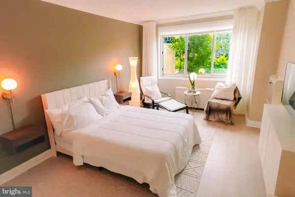 10500 Rockville Pike #326, ROCKVILLE, MD 20852