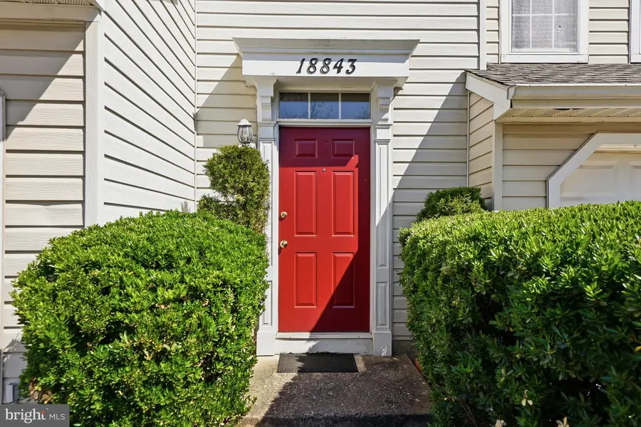 18843 Harmony Woods Ln, Germantown, MD 20874 - #2