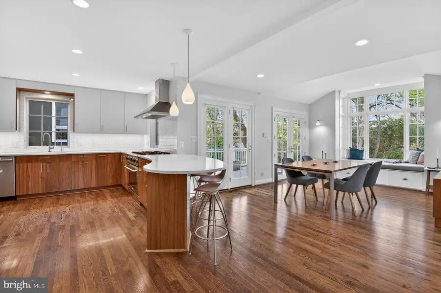 4225 Oakridge Ln, Chevy Chase, MD 20815 - #3