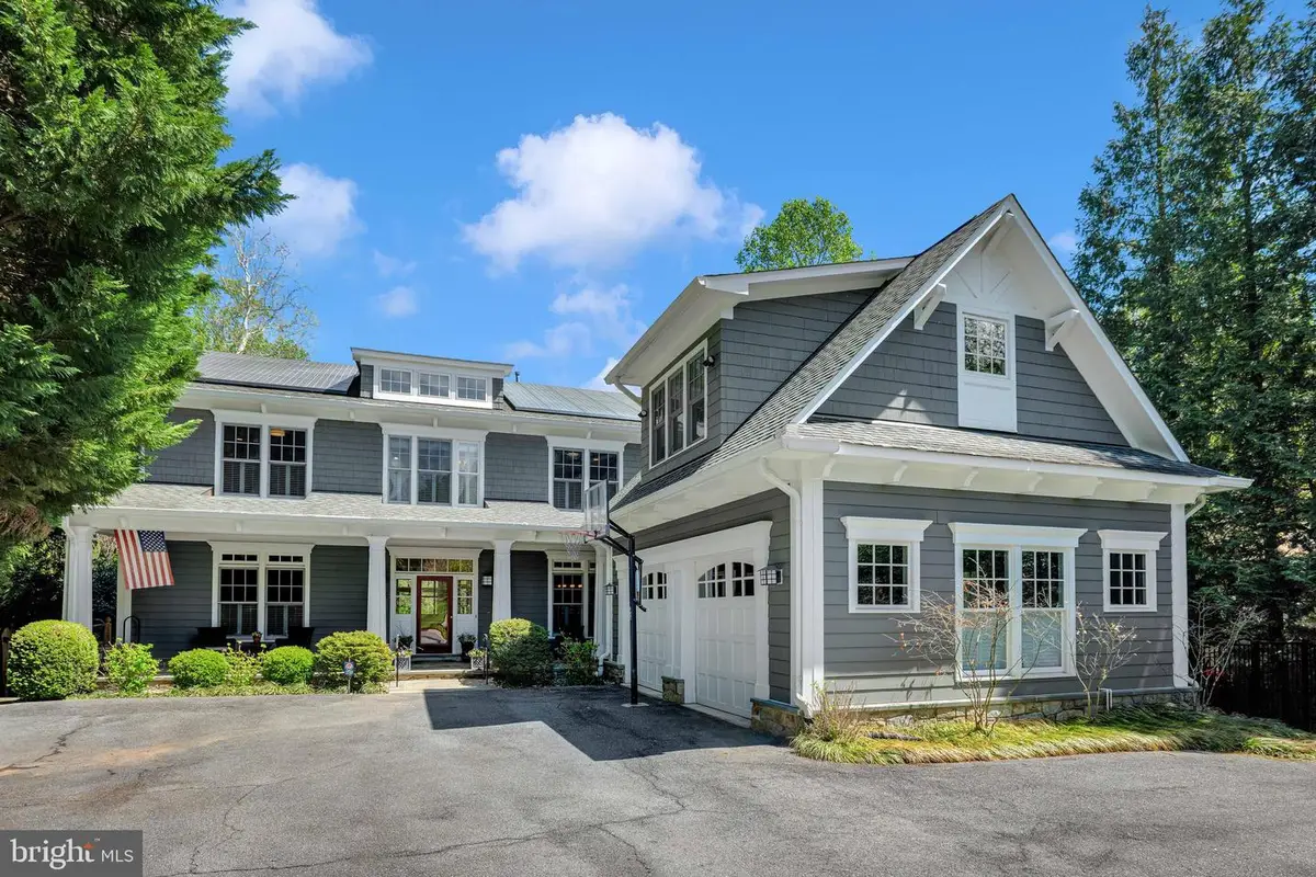 6525 Kenhill Rd, Bethesda, MD 20817 - #1