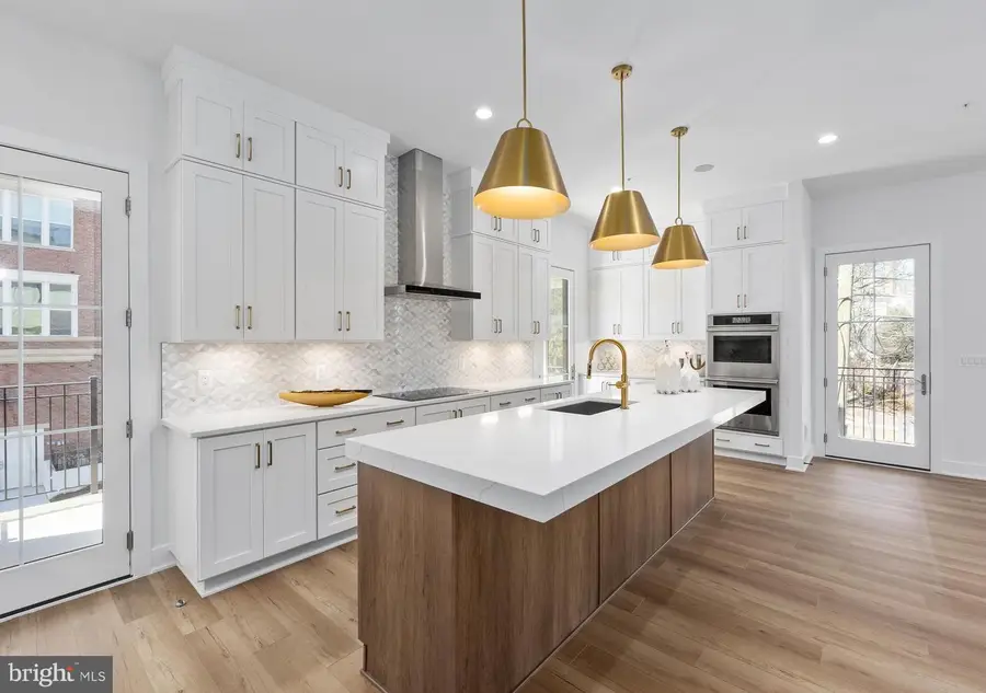 8601 Erdem Pl, Chevy Chase, MD 20815 - #2