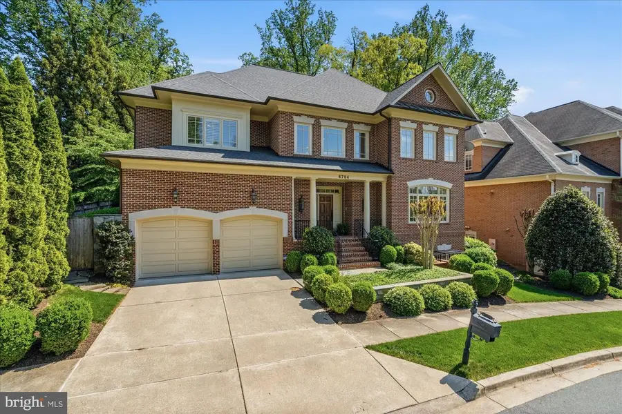 6704 Honesty Dr, Bethesda, MD 20817 - #2
