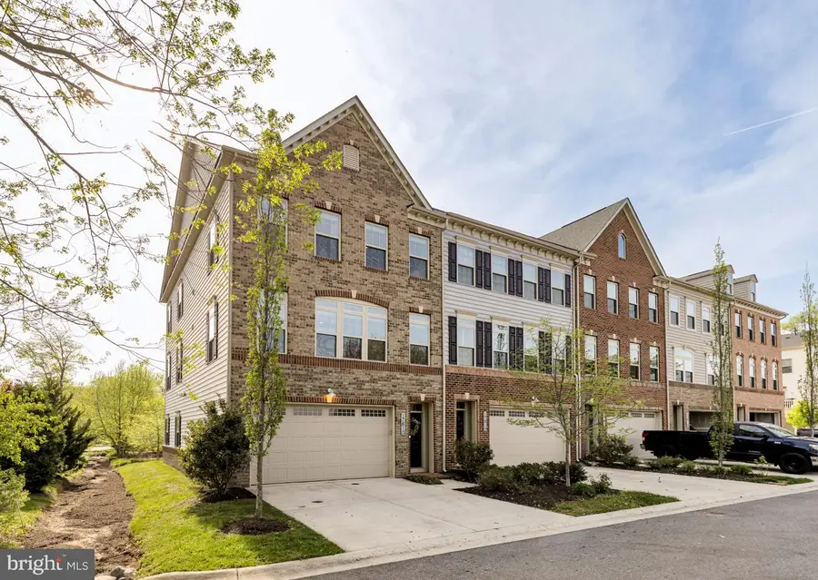 17810 Thomas Village Ln, Sandy Spring, MD 20860 - #2