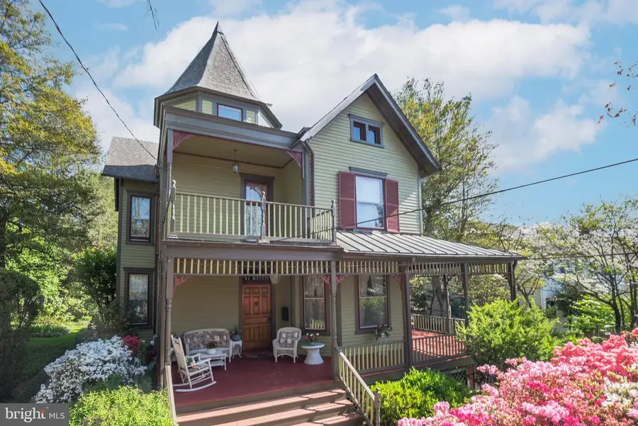 3911 Prospect St, Kensington, MD 20895 - #2