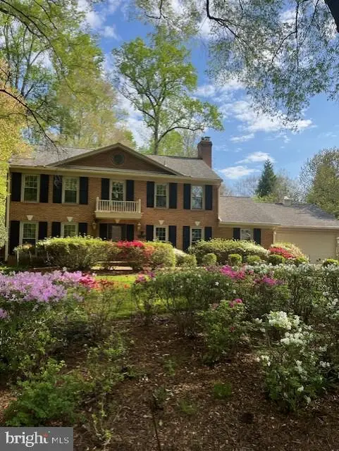 5005 Jasmine Dr, Rockville, MD 20853 - #2