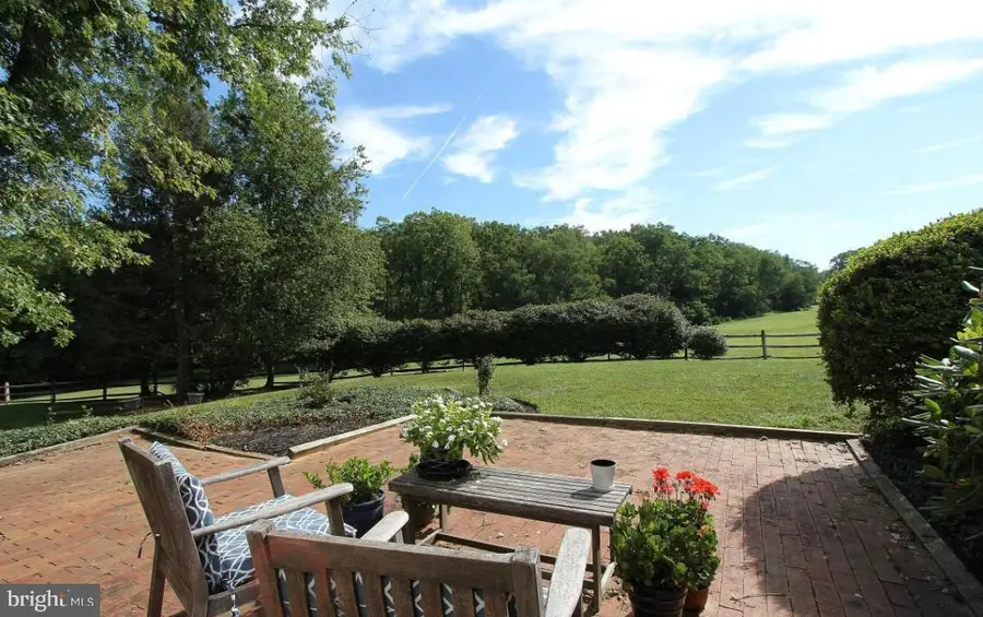 20129 Darlington Dr, Montgomery Village, MD 20886 - #2