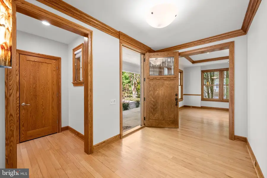 4520 Dorset Ave, Chevy Chase, MD 20815 - #3