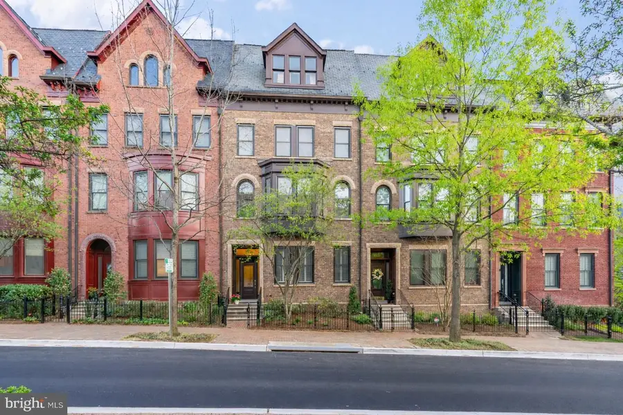 7820 Cadbury Ave, Potomac, MD 20854 - #2