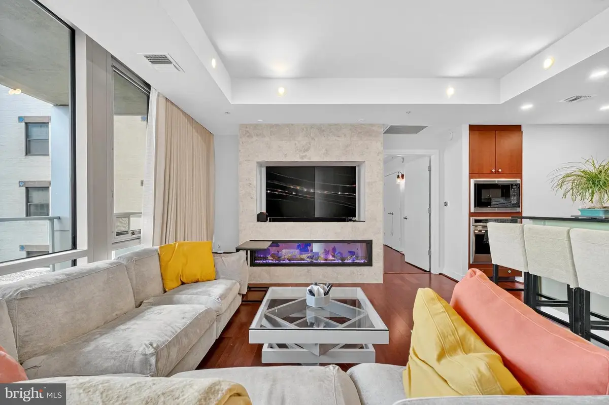 6820 Wisconsin Ave #4006, Bethesda, MD 20815 - #1