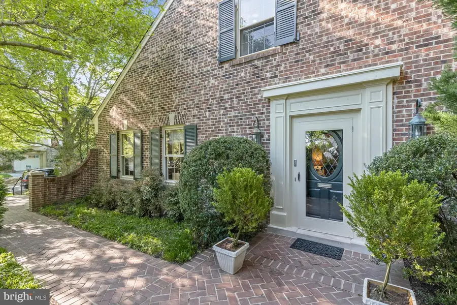 4423 Boxwood Rd, Bethesda, MD 20816 - #3