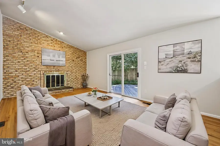 1102 Bettstrail Way, Rockville, MD 20854 - #3