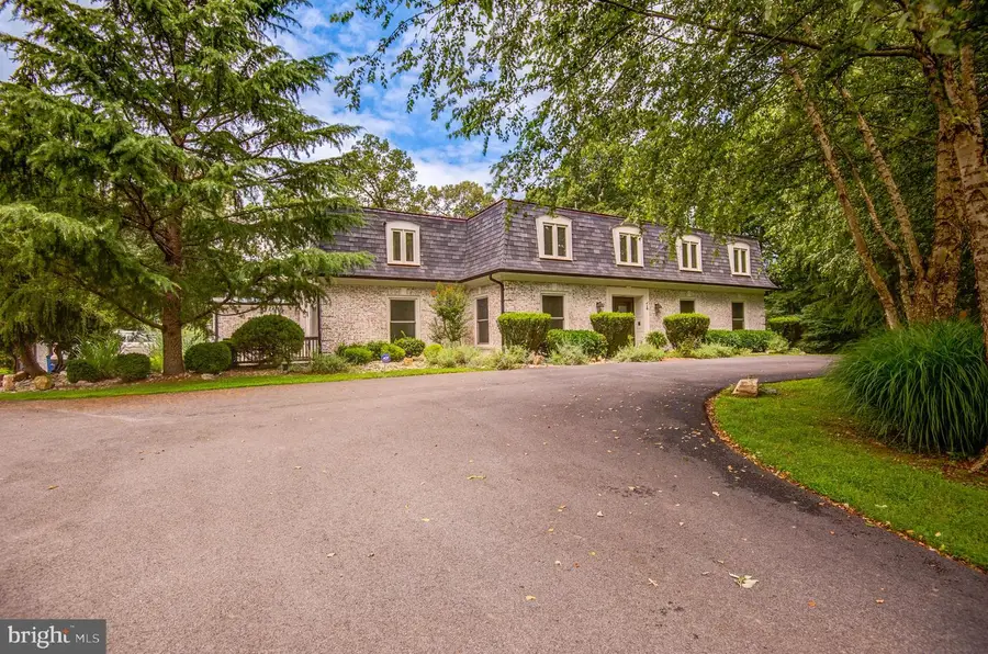 11501 Skipwith Ln, Potomac, MD 20854 - #2