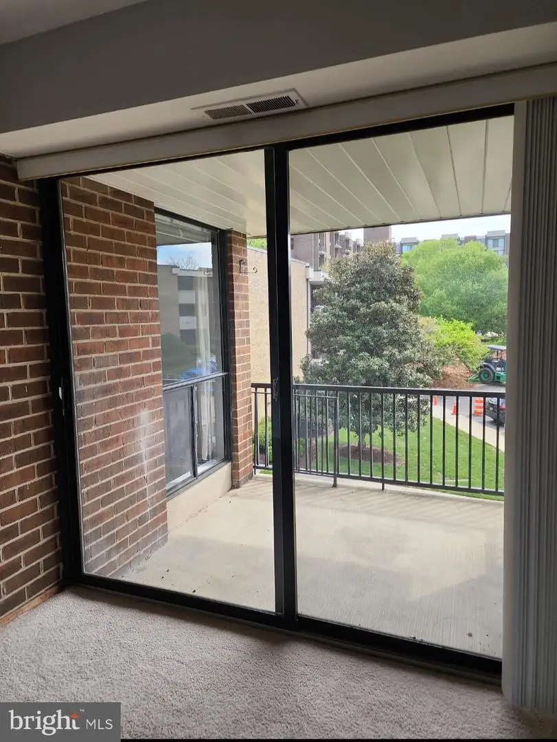 9907 Blundon Dr #5-302, Silver Spring, MD 20902 - #3