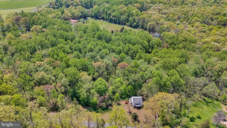 20730 Big Woods Rd, Dickerson, MD 20842 - #2