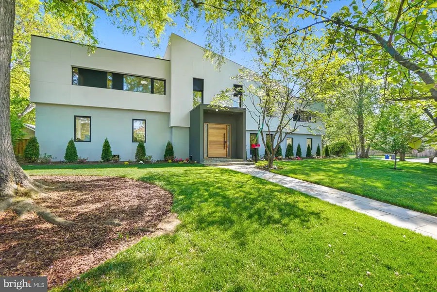 7301 Marbury Rd, Bethesda, MD 20817 - #3