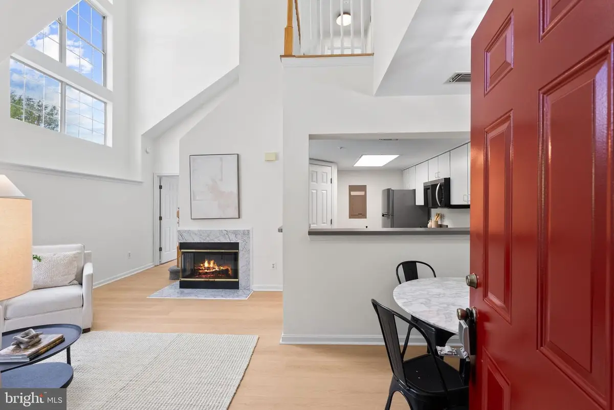 919 Hillside Lake Terrace #308, Gaithersburg, MD 20878 - #1