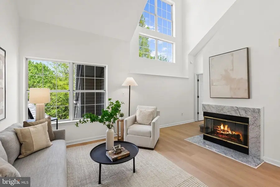 919 Hillside Lake Terrace #308, Gaithersburg, MD 20878 - #3