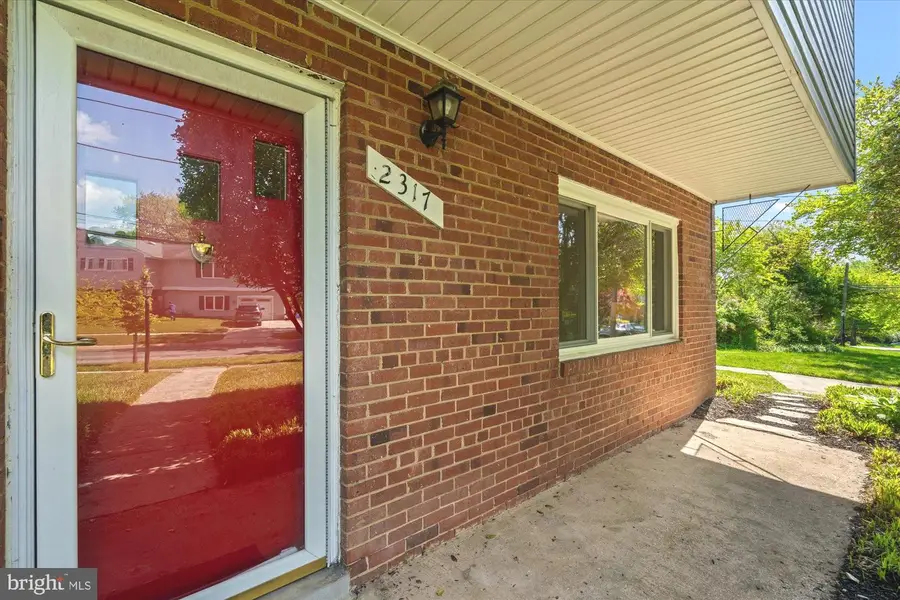 2317 Ross Rd, Silver Spring, MD 20910 - #2