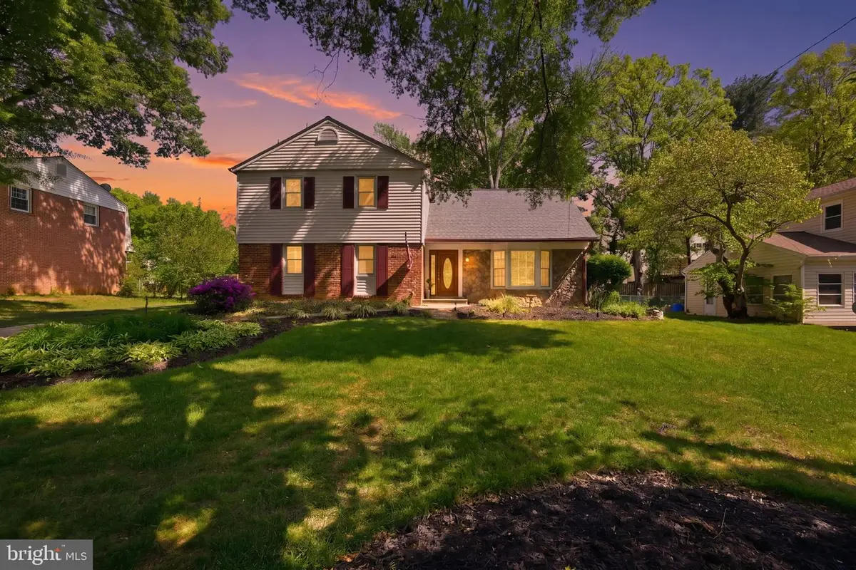 16629 S Westland Dr, Gaithersburg, MD 20877 - #1