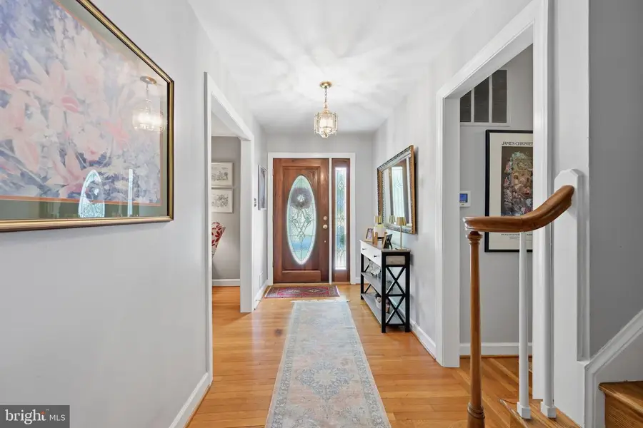 16629 S Westland Dr, Gaithersburg, MD 20877 - #3