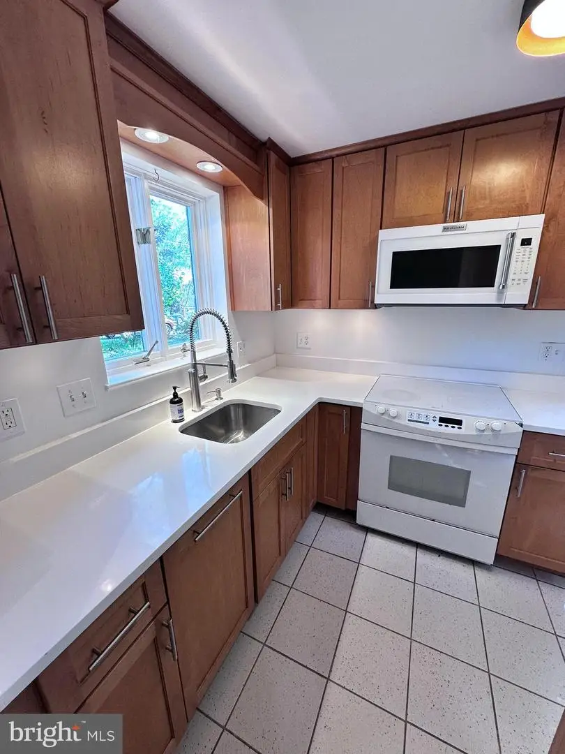 1613 N Springwood Dr N, Silver Spring, MD 20910 - #3