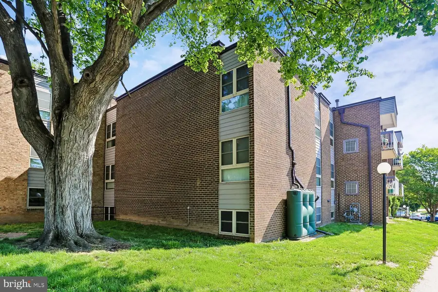 2201 Greenery Ln #104-11, Silver Spring, MD 20906 - #2