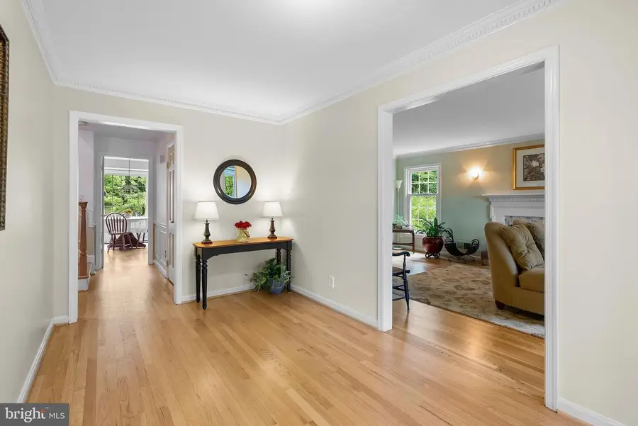 9000 Willow Valley Dr, Potomac, MD 20854 - #3