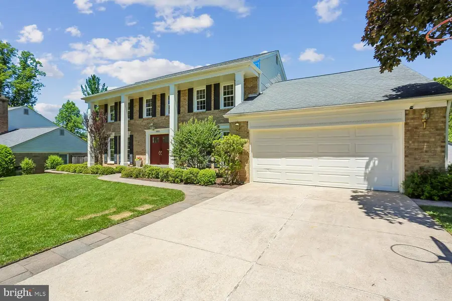 9305 Orchard Brook Dr, Potomac, MD 20854 - #3