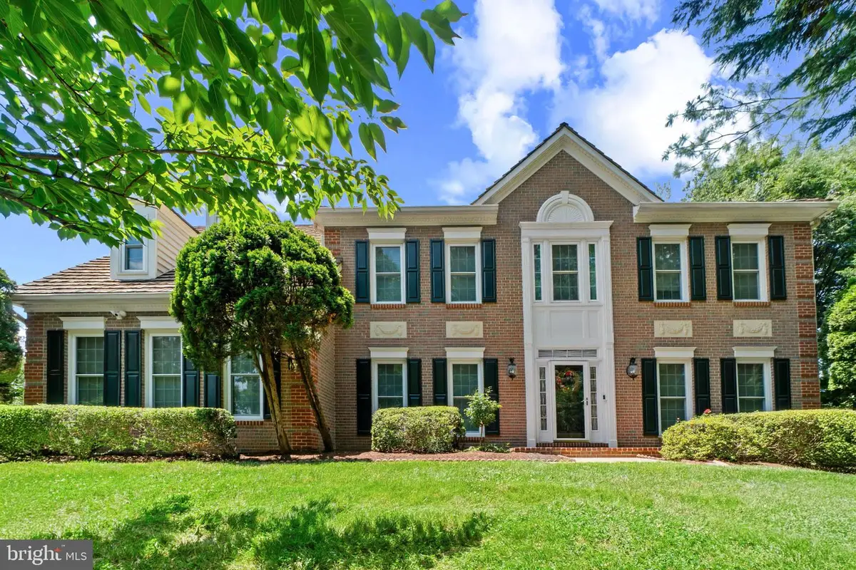 15622 Blackberry Dr, North Potomac, MD 20878 - #1