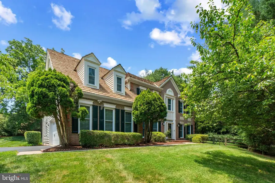 15622 Blackberry Dr, North Potomac, MD 20878 - #2