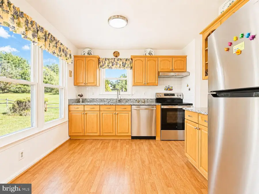 13813 Ranch Pl, North Potomac, MD 20878 - #2