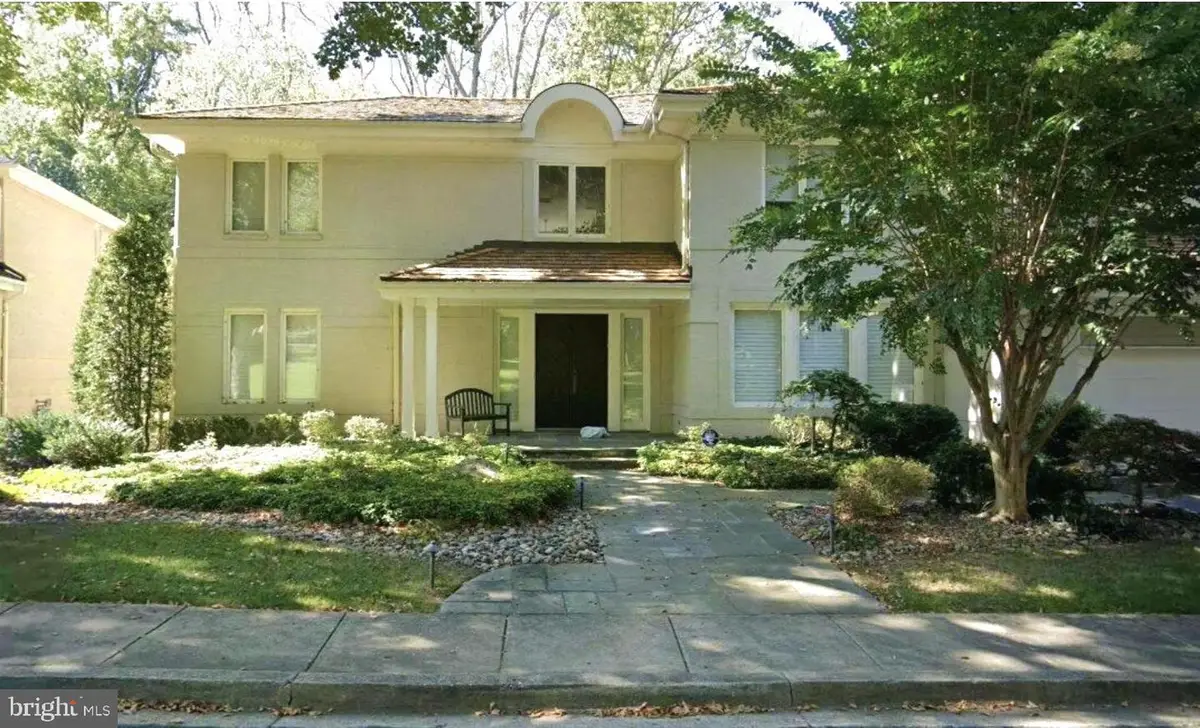 7820 Laurel Leaf, Rockville, MD 20854 - #1