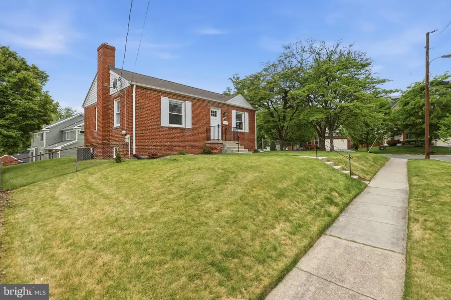 10814 Stella Ct, Kensington, MD 20895 - #2
