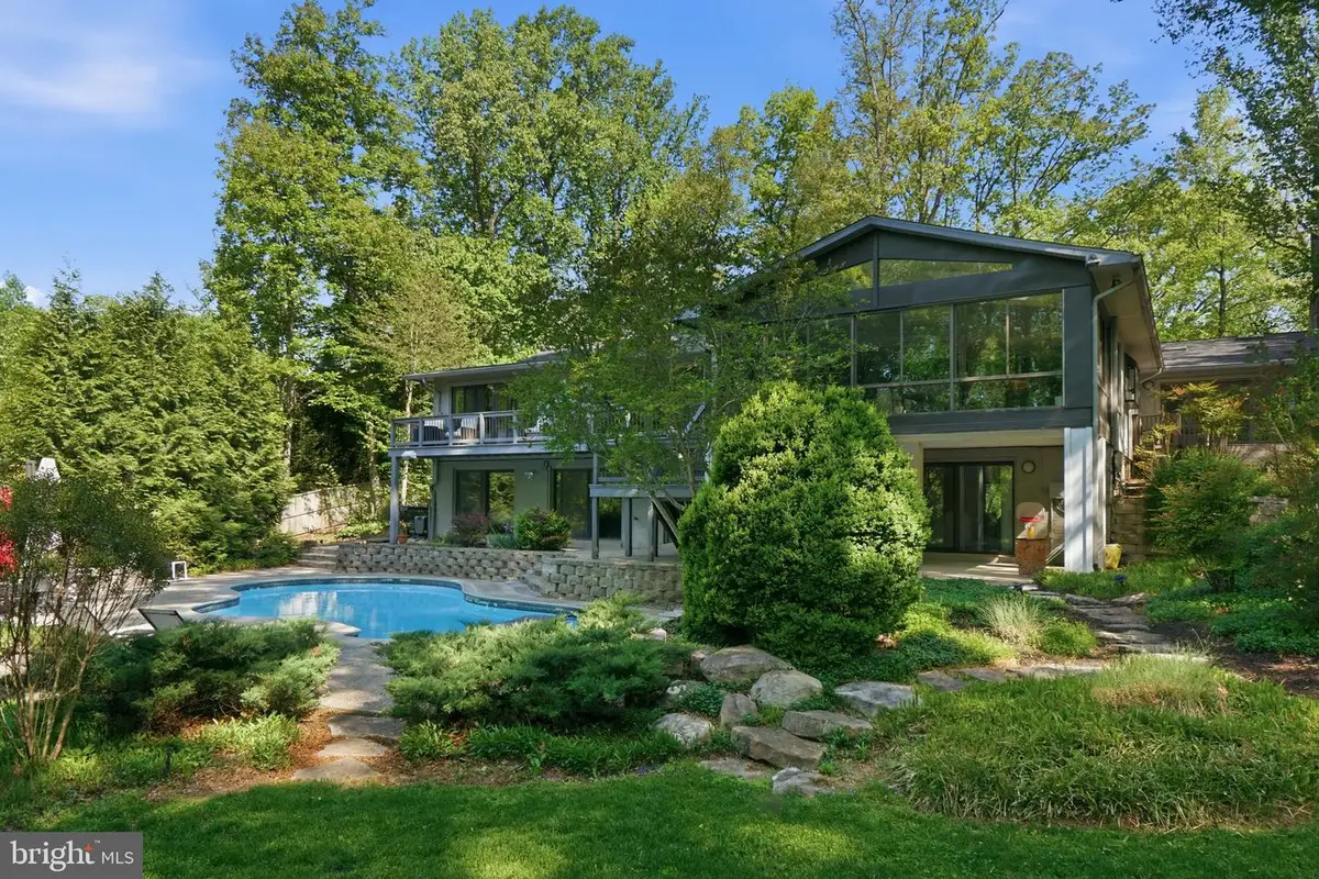 15130 Springfield Rd, Darnestown, MD 20874 - #1