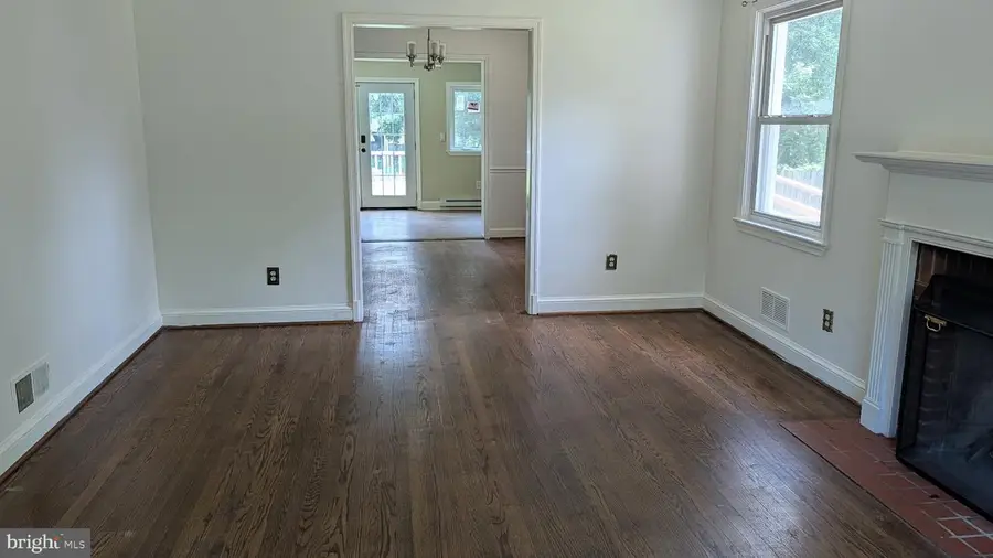 12715 Two Farm Dr, Silver Spring, MD 20904 - #3