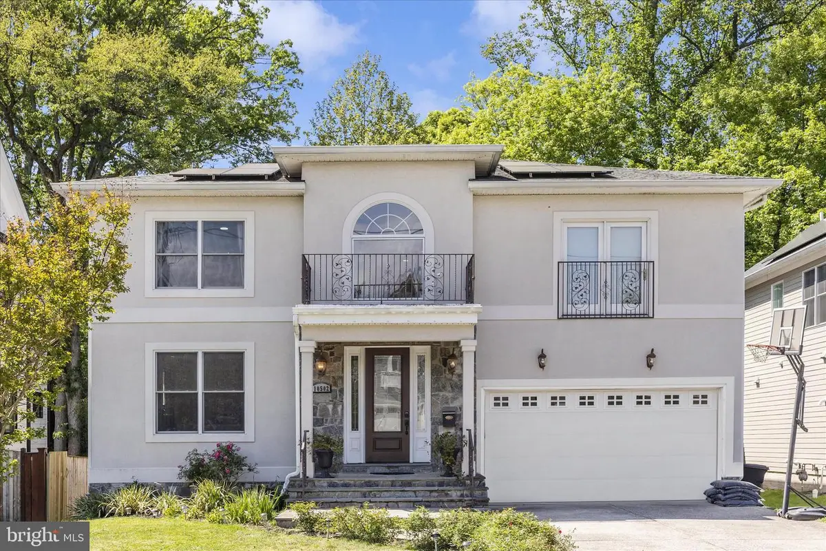 10502 Parkwood Dr, Kensington, MD 20895 - #1