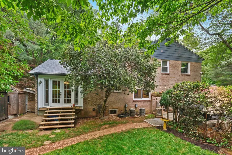 2295 Dunster Ln, Potomac, MD 20854 - #3