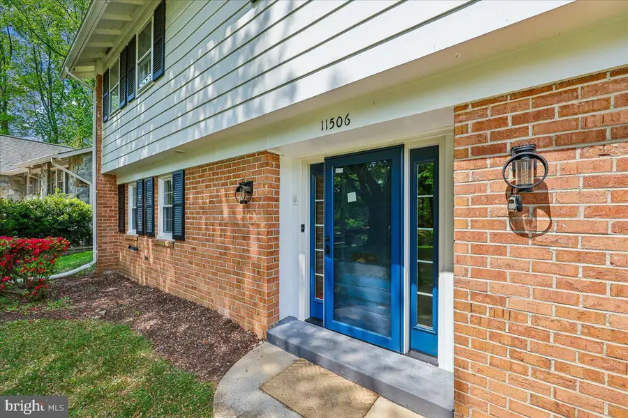 11506 Stonewood Ln, Rockville, MD 20852 - #2