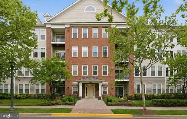 502 King Farm #206, ROCKVILLE, MD 20850