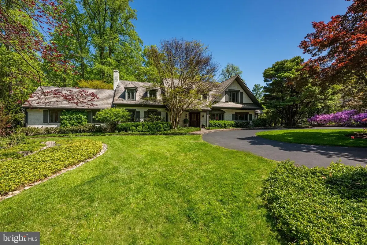 7019 Armat Dr, Bethesda, MD 20817 - #1