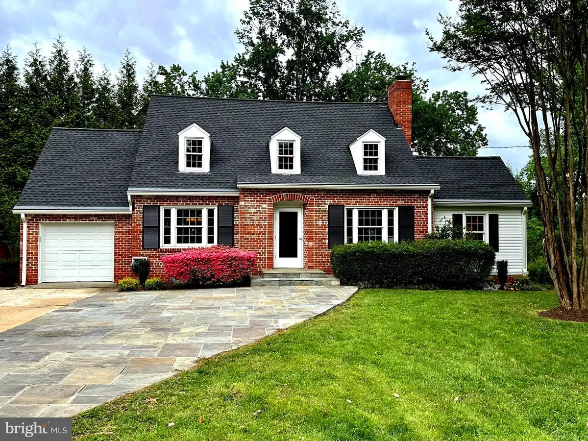 5511 Bradley Blvd, Bethesda, MD 20814 - #1