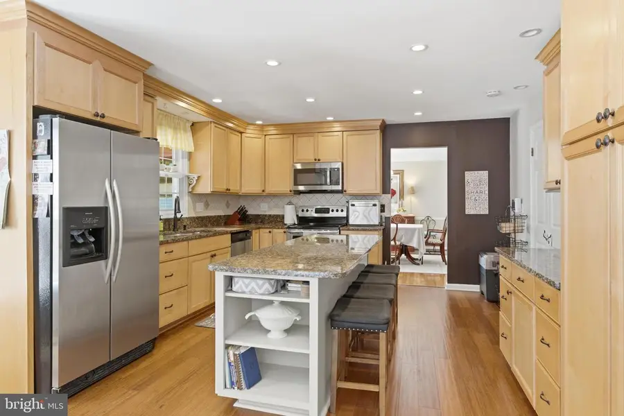 19201 Forest Brook Rd, Germantown, MD 20874 - #3