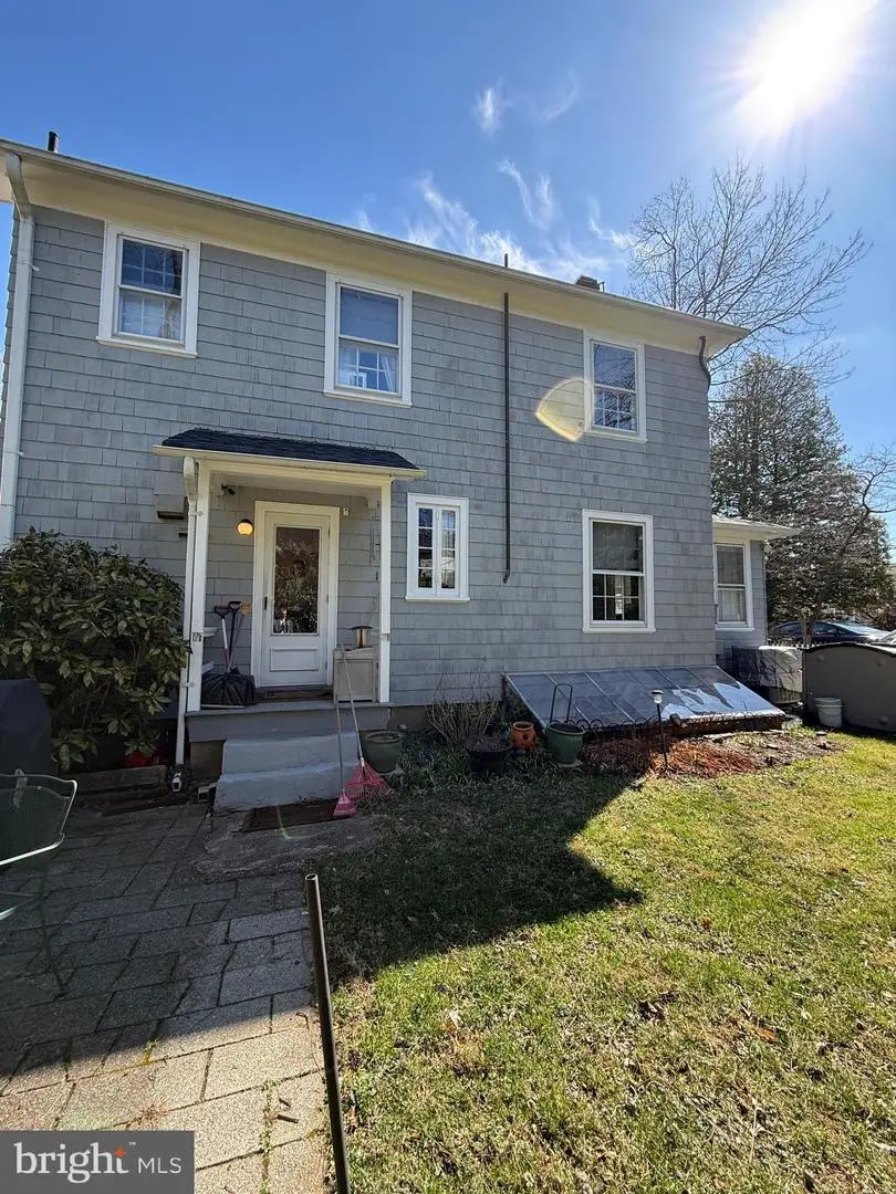 6802 Georgia St, Chevy Chase, MD 20815 - #2