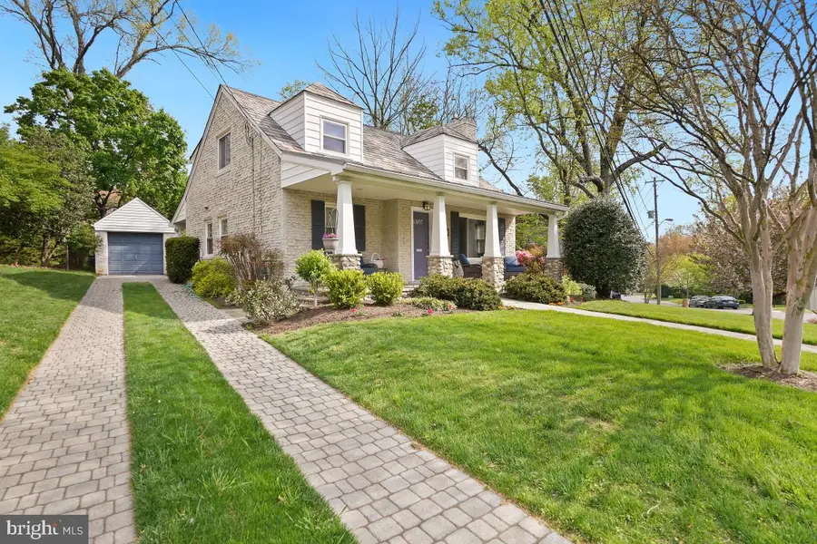 3209 Cummings Ln, Chevy Chase, MD 20815 - #2