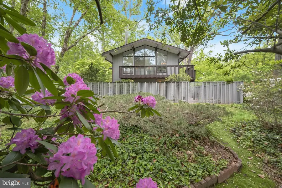 6544 Wiscasset Rd, Bethesda, MD 20816 - #2