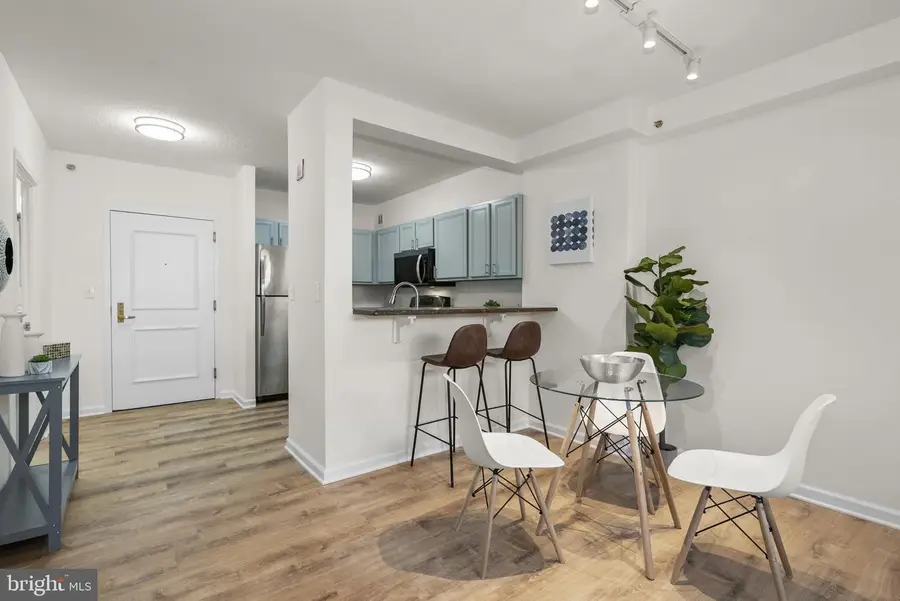 7111 Woodmont Ave #108, Bethesda, MD 20815 - #3